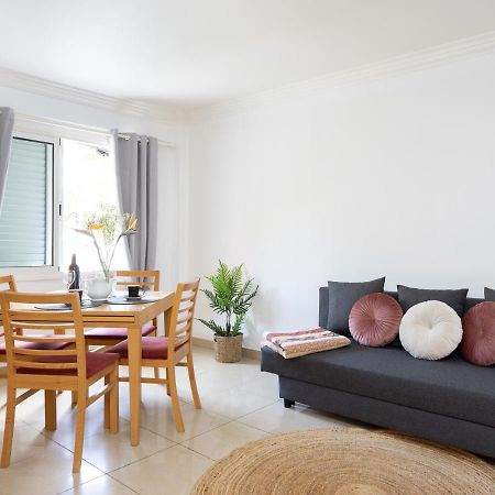 Live Los Cristianos Los Playeros Close To The Beach Arona (Tenerife) Exterior foto