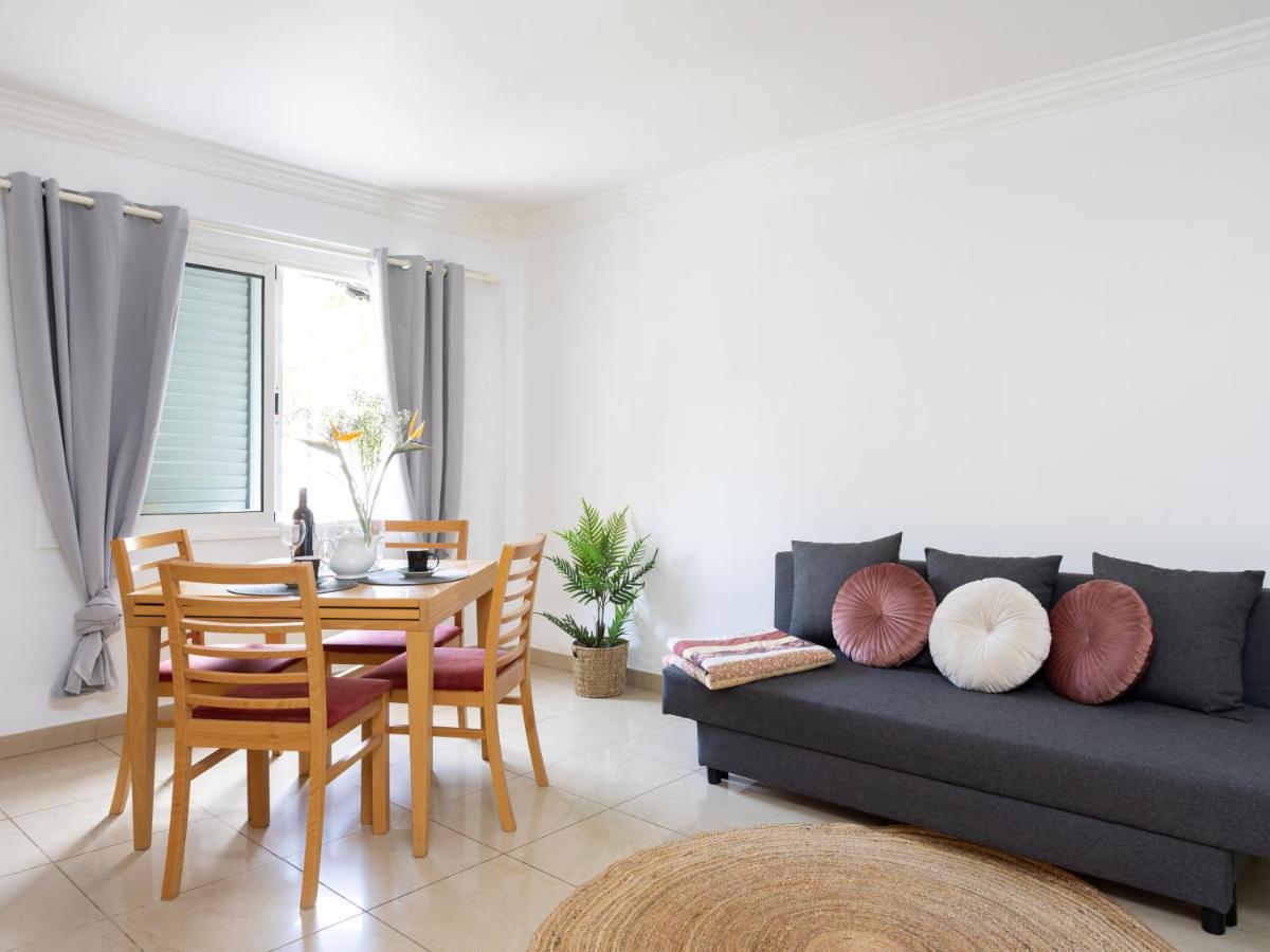 Live Los Cristianos Los Playeros Close To The Beach Arona (Tenerife) Exterior foto